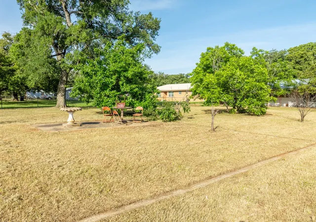 Homes for sale in Whitney, TX | 1089 State Hwy 22, Whitney, TX 76692 | MLS# 20955116