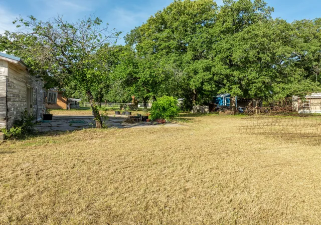 Homes for sale in Whitney, TX | 1089 State Hwy 22, Whitney, TX 76692 | MLS# 20955116