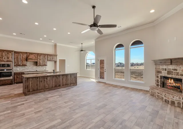 Photo 4 of Single family home for sale at 1022 Foolish Pleasure Dr, Terrell, TX 75160 | MLS# 20958277 | Listing updated on 2026-09-30