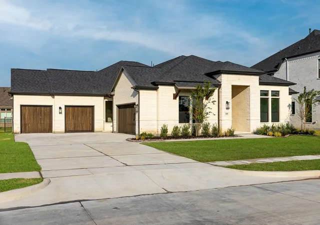 1st image of 408 Double Eagle Ct, Forney, TX | MLS# 20961626