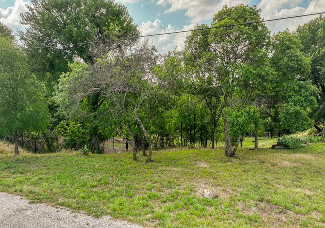 2nd image of 319 Fairway Dr, Willow Park, TX 76087 | MLS# 20957666