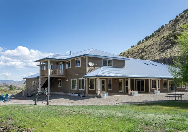 Homes for sale in Del Norte, CO | 142 Meadow Rd, Del Norte, CO 81132 | MLS# 20954174