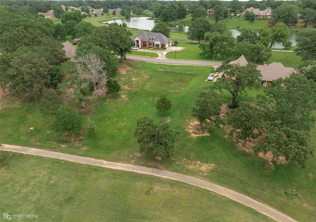 Homes for sale in Haughton, LA | 46 Golf Club Dr, Haughton, LA 71037 | MLS# 20966563