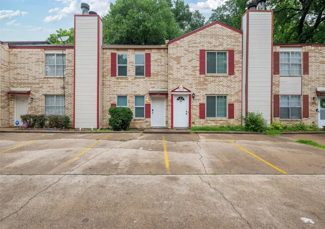 Homes for sale in Duncanville, TX | 123 Austin Stone Dr, Duncanville, TX 75137 | MLS# 20966316