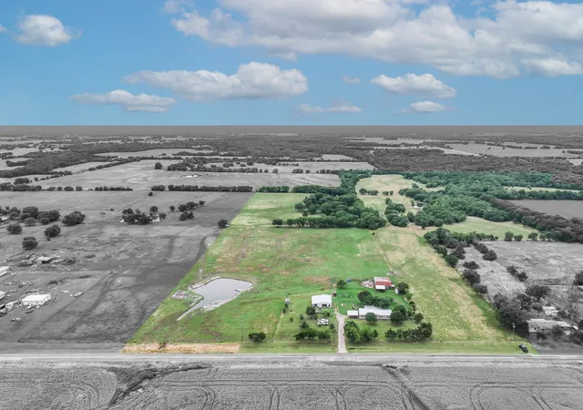 Homes for sale in Klondike, TX | 2287 Fm 3132, Klondike, TX 75448 | MLS# 20967654