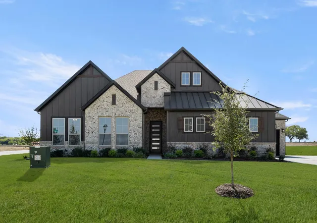 Homes for sale in Rhome, TX | 136 Evanston Ct, Rhome, TX 76078 | MLS# 20969319