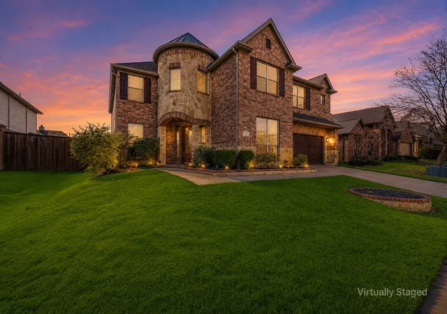 Photo 3 of Single family home for sale at 403 Sodbury Ct, Roanoke, TX 76262 | MLS# 20968428 | Listing updated on 2026-09-26