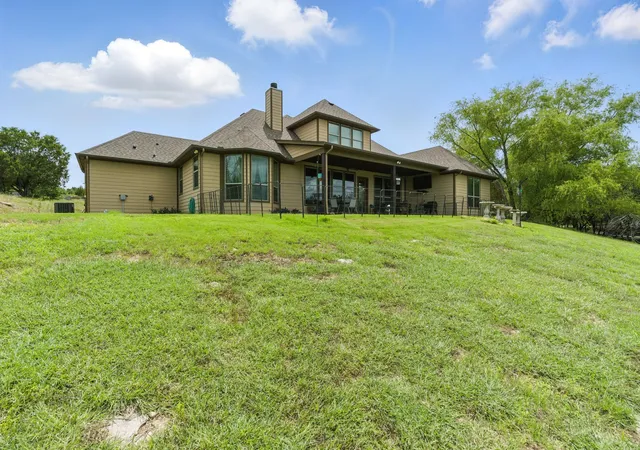 Photo 2 of Single family home for sale at 565 Ridgeway Dr, Bluff Dale, TX 76433 | MLS# 20968251 | Listing updated on 2026-09-01