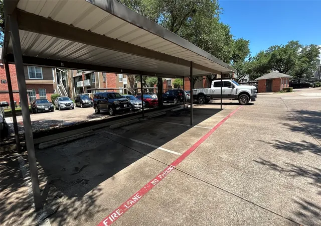 2nd image of 3611 W Northgate Dr, Irving, TX 75062