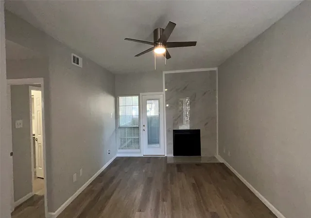 3rd image of 3611 W Northgate Dr, Irving, TX 75062