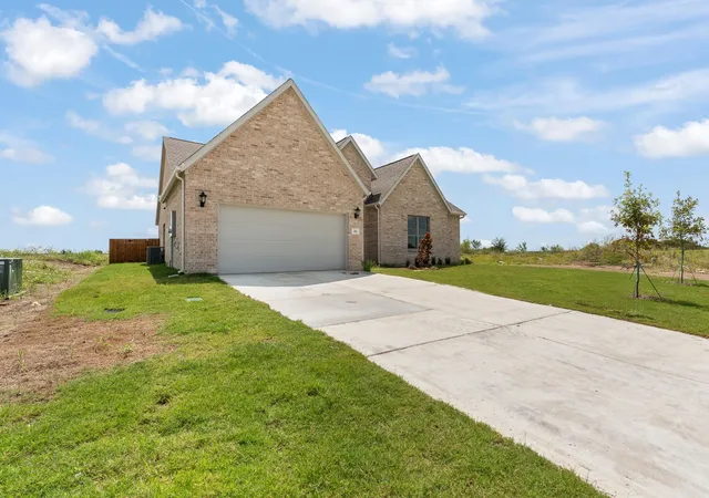 Homes for sale in Venus, TX | 245 Brahman St, Venus, TX 76084 | MLS# 20971010