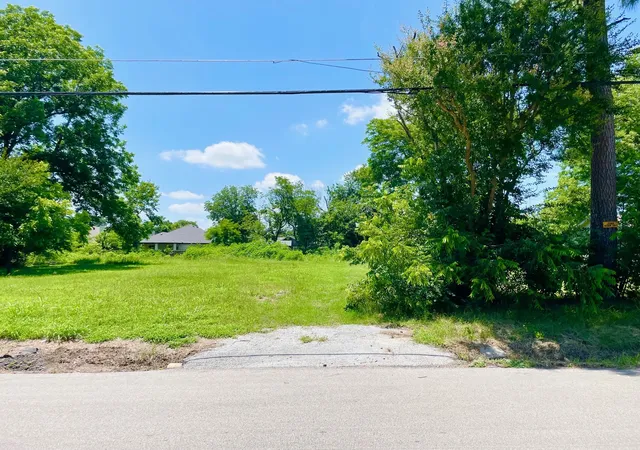 Photo 1 of Land for sale at 806 S Medora St, Terrell, TX 75160 | MLS# 20973134 | Listing updated on 2026-09-24