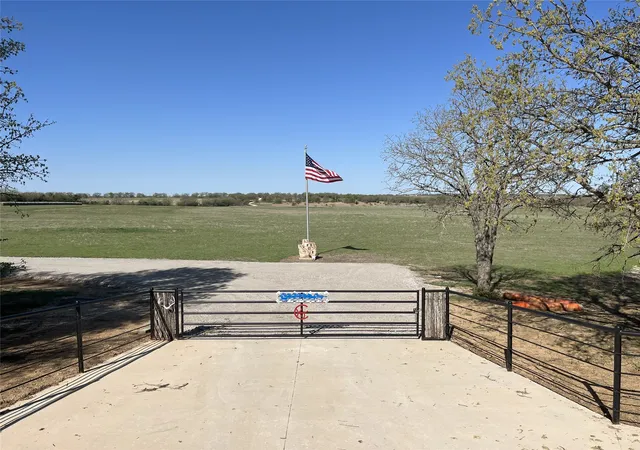 Homes for sale in Bellevue, TX | 1216 Big Sandy Rd, Bellevue, TX 76228 | MLS# 20950996