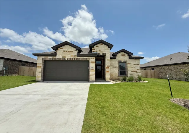 Photo 1 of Single family home for sale at 505 Magnolia Dr, Troy, TX 76579 | MLS# 20975303 | Listing updated on 2026-07-21