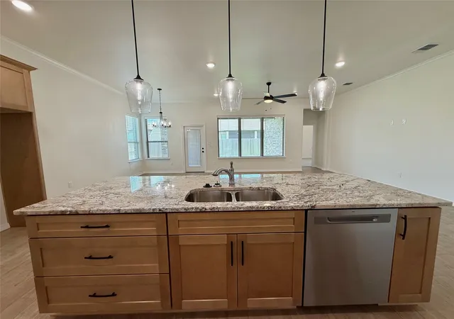 Photo 3 of Single family home for sale at 505 Magnolia Dr, Troy, TX 76579 | MLS# 20975303 | Listing updated on 2026-07-21