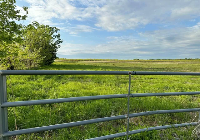Homes for sale in Corsicana, TX | 000 State Hwy 31 Bypass, Corsicana, TX 75110 | MLS# 20974281