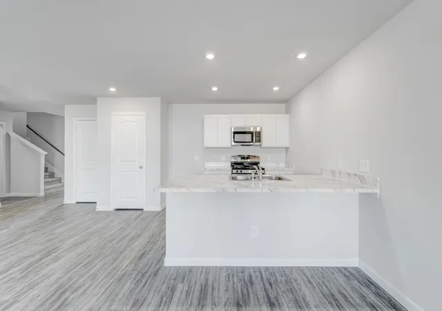 Photo 4 of Sale Pending at 1604 Dwelling Pl, Godley, TX 76044 | MLS# 20973219 | Listing updated on 2026-09-23