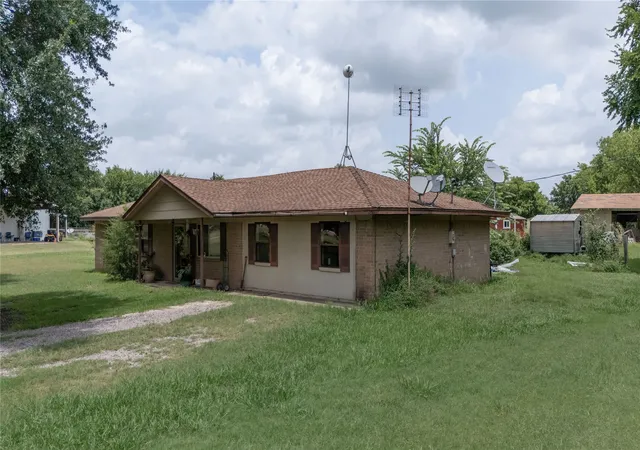 Homes for sale in Rice, TX | 2909 Se Mckinney St, Rice, TX 75155 | MLS# 20975320
