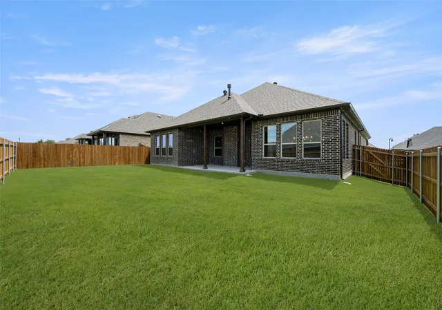 Photo 28 of Single family home for sale at 417 Wabash Dr, Waxahachie, TX 75167 | MLS# 20976868 | Listing updated on 2026-10-07