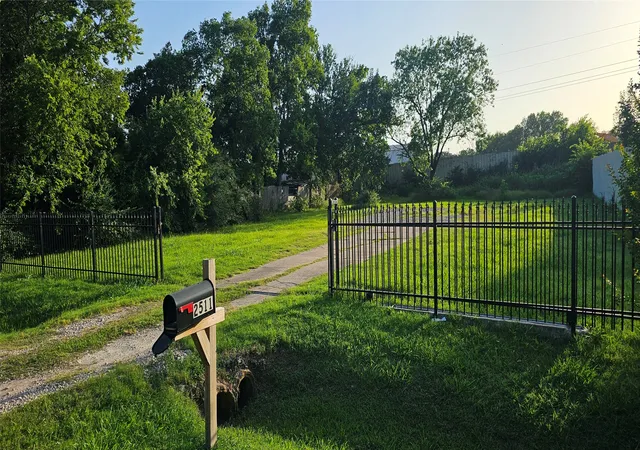 Photo 3 of Land for sale at 2511 Lora Ln, Balch Springs, TX 75180 | MLS# 20977677 | Listing updated on 2026-07-17