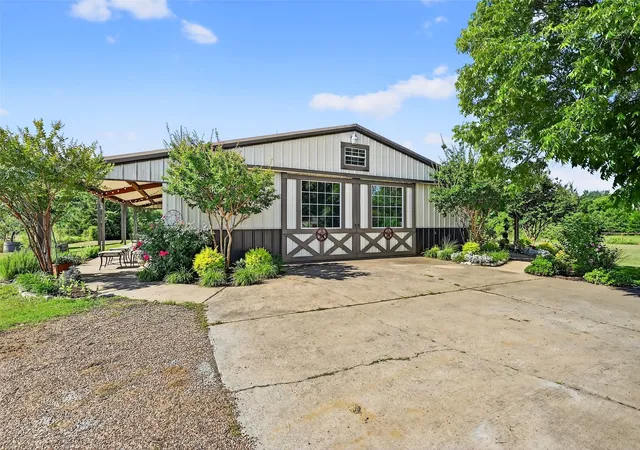 Photo 2 of Single family home for sale at 12041 Bell Rd, Pilot Point, TX 76258 | MLS# 20972502 | Listing updated on 2026-08-26