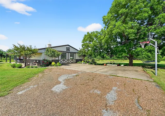 Photo 3 of Single family home for sale at 12041 Bell Rd, Pilot Point, TX 76258 | MLS# 20972502 | Listing updated on 2026-08-26