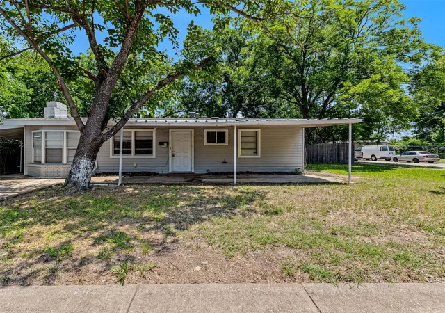 1st image of 1814 Cumberland Dr, Garland, TX 75040 | MLS# 20980074