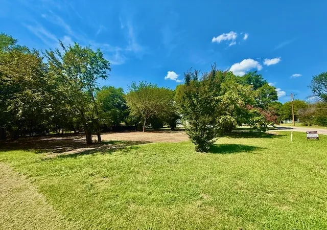 Photo 1 of Land for sale at 104 S Lamar St, Tioga, TX 76271 | MLS# 20982292 | Listing updated on 2026-07-10