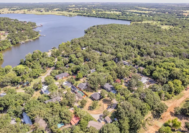 Homes for sale in Alvarado, TX | 105 Red Oak St, Alvarado, TX 76009 | MLS# 20984406