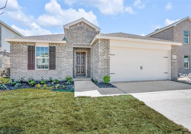Photo 1 of Single family home for sale at 1061 Castroville Dr, Forney, TX 75126 | MLS# 20956814 | Listing updated on 2026-02-04