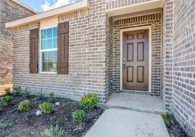 Photo 2 of Single family home for sale at 1061 Castroville Dr, Forney, TX 75126 | MLS# 20956814 | Listing updated on 2026-02-04