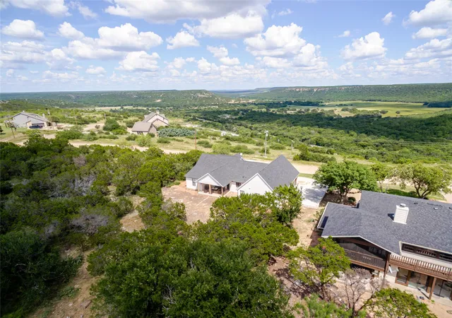 Homes for sale in Possum Kingdom Lake, TX | 405 Oak Tree Dr, Possum Kingdom Lake, TX 76449 | MLS# 20975838