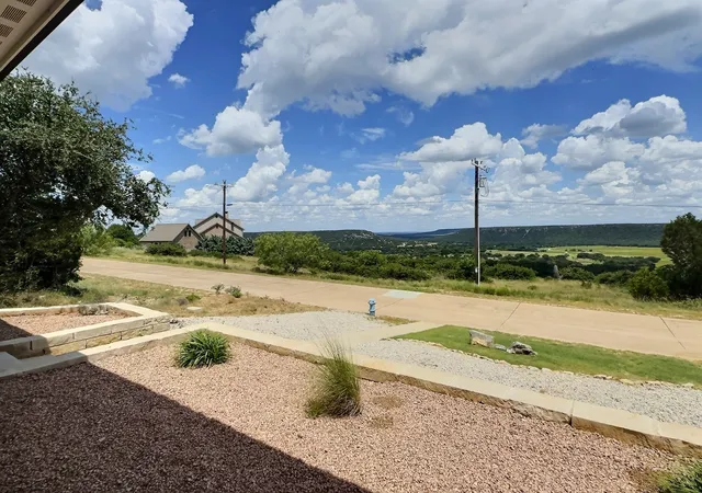 Homes for sale in Possum Kingdom Lake, TX | 405 Oak Tree Dr, Possum Kingdom Lake, TX 76449 | MLS# 20975838