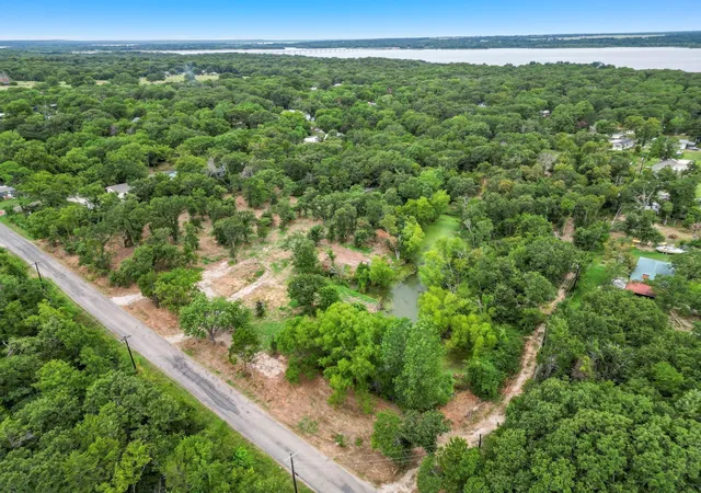 Homes for sale in Gordonville, TX | Tbd Hillcrest Cir, Gordonville, TX 76245 | MLS# 20985734