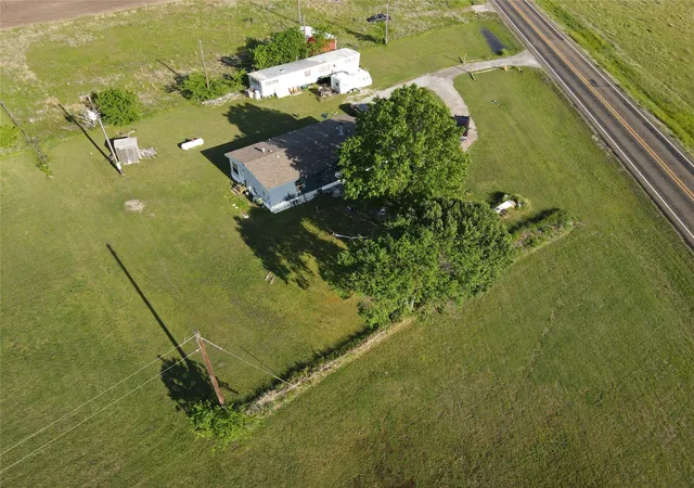 5th image of 16531 Fm 455 E, Pilot Point, TX 76258 | MLS# 20986156