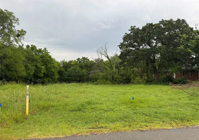 Homes for sale in Denison, TX | 509 E Shepherd St, Denison, TX 75021 | MLS# 20987486