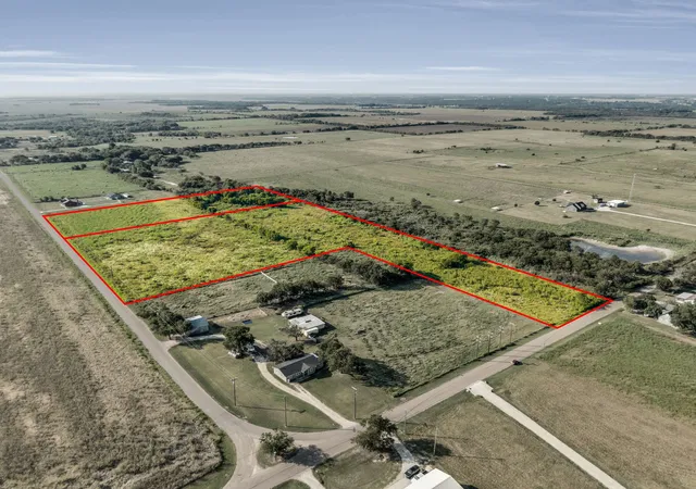 Photo 3 of Land for sale at Lot A Holder Rd, Waxahachie, TX 75165 | MLS# 20987890 | Listing updated on 2026-07-23