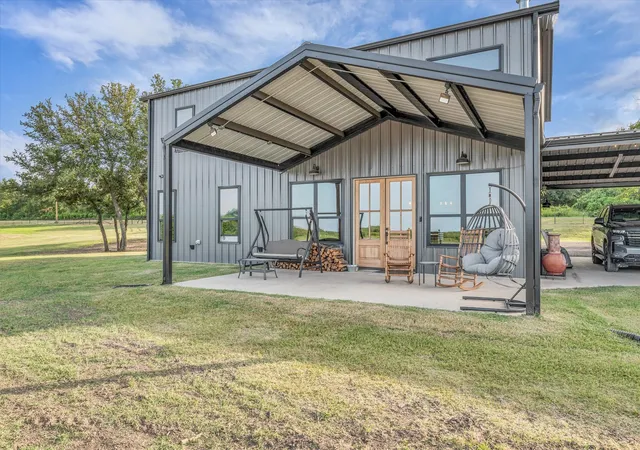 Homes for sale in Chilton, TX | 350 County Road 494 S, Chilton, TX 76632 | MLS# 20986394
