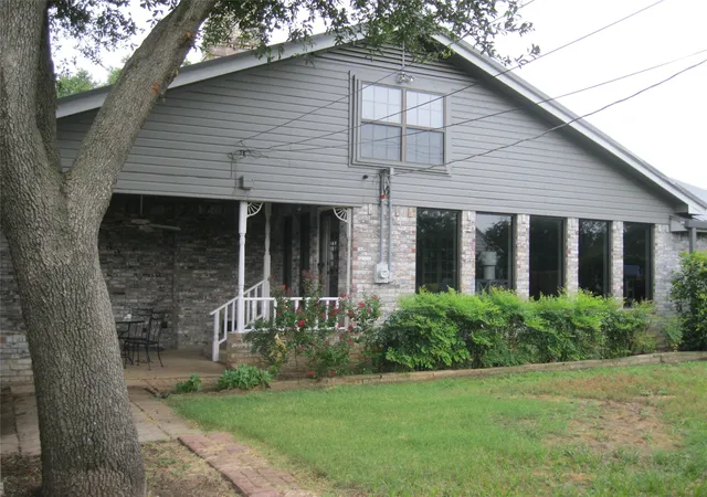 Homes for sale in Breckenridge, TX | 1302 W Wheeler St, Breckenridge, TX 76424 | MLS# 20985977