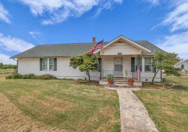 Photo 1 of Land for sale at 15288 Old China Spring Rd, China Spring, TX 76633 | MLS# 20991174 | Listing updated on 2026-08-22