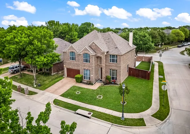 Photo 1 of Single family home for sale at 713 Royal Crest Ct, Mc Kinney, TX 75072 | MLS# 20987840 | Listing updated on 2026-08-18