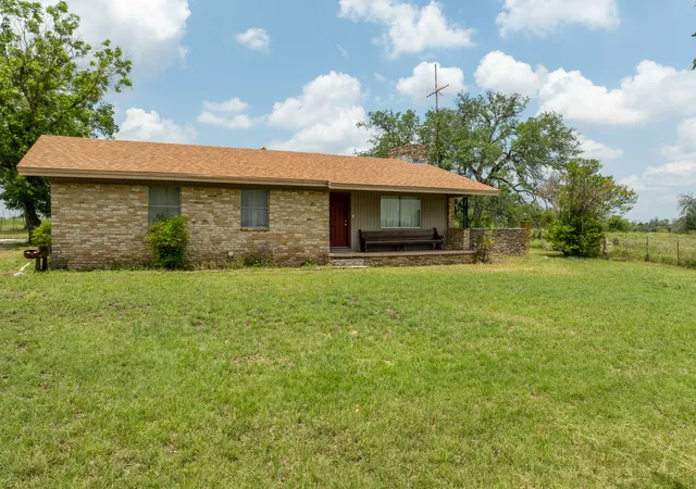 Homes for sale in Jonesboro, TX | 5315 Fm 932, Jonesboro, TX 76538 | MLS# 20993775