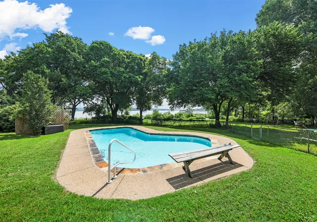 Photo 3 of Land for sale at 2565 Castle Cir, Fort Worth, TX 76108 | MLS# 20995097 | Listing updated on 2026-08-20
