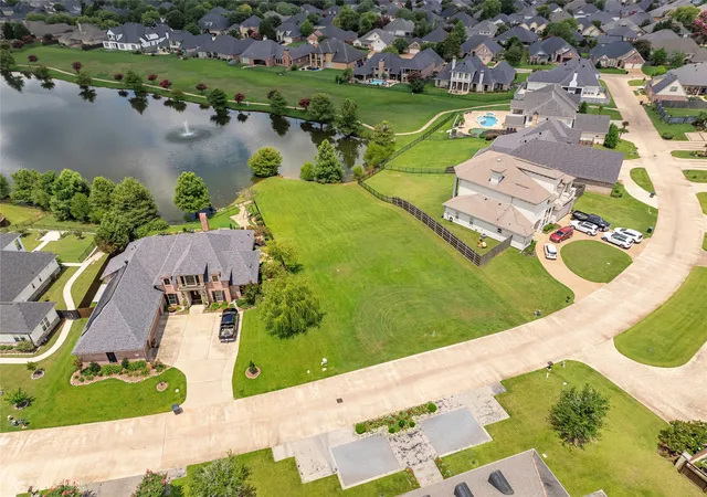 Photo 2 of Sale Pending at 7926 Batture Dr, Shreveport, LA 71115 | MLS# 20993362 | Listing updated on 2026-09-23