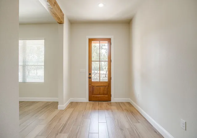 Photo 4 of Sale Pending at 3347 N Lakeview Dr, Palo Pinto, TX 76484 | MLS# 20995663 | Listing updated on 2026-07-17