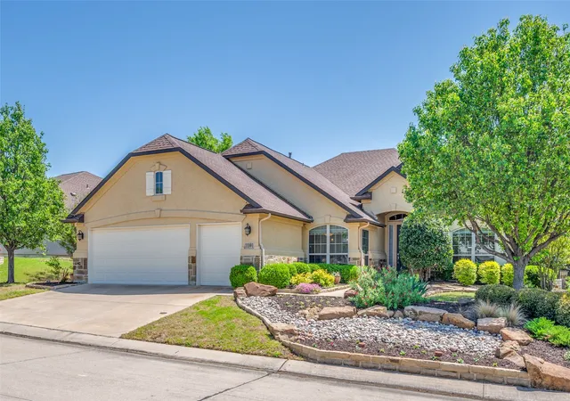 Homes for sale in Denton, TX | 11101 La Jolla Way, Denton, TX 76207 | MLS# 20996184