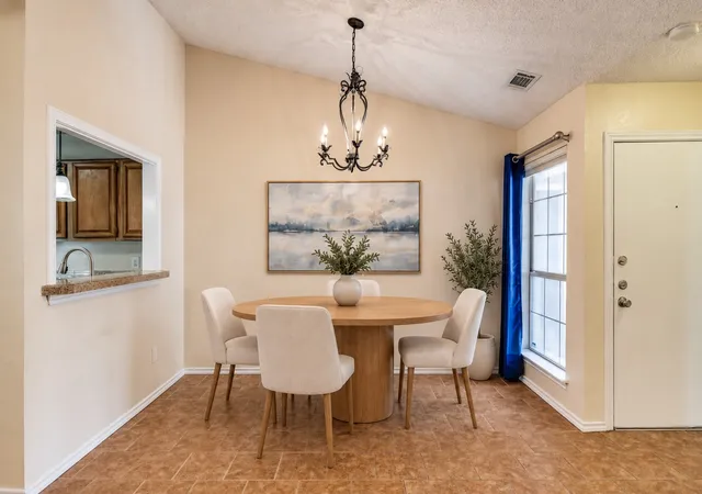 Photo 2 of Condo for sale at 14277 Preston Rd #423, Dallas, TX 75254 | MLS# 20995731 | Listing updated on 2026-10-05