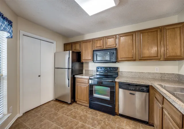 Photo 3 of Condo for sale at 14277 Preston Rd #423, Dallas, TX 75254 | MLS# 20995731 | Listing updated on 2026-10-05
