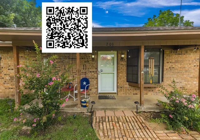 Photo 2 of Single family home for sale at 206 N Main St, Bailey, TX 75413 | MLS# 20998041 | Listing updated on 2026-08-23