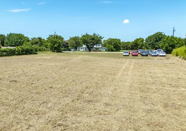 Photo 2 of Sale Pending at 2600 Hullette Ave, Lancaster, TX 75134 | MLS# 20998347 | Listing updated on 2026-07-16